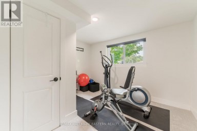 780 HOPKINS AVENUE Peterborough (Town Ward 3) Ontario photo 35