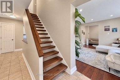 3 - 69 UPPER CANADA DRIVE Toronto (St. Andrew-Windfields) Ontario photo 7