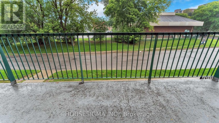 201 - 986 HURON STREET, London East (East A), Ontario, N5Y5E4
