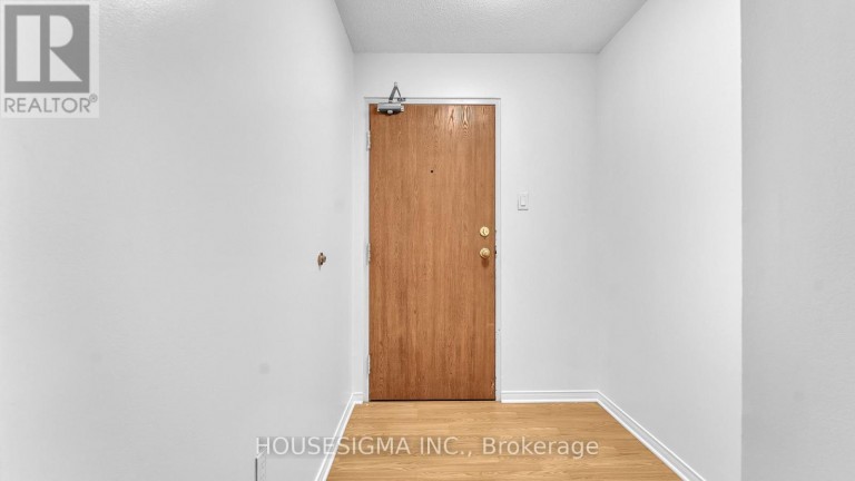 201 - 986 HURON STREET, London East (East A), Ontario, N5Y5E4