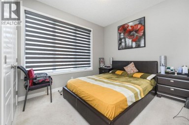 5 Masters Street SE Calgary Alberta photo 14