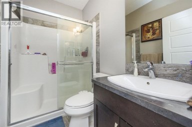 5 Masters Street SE Calgary Alberta photo 17