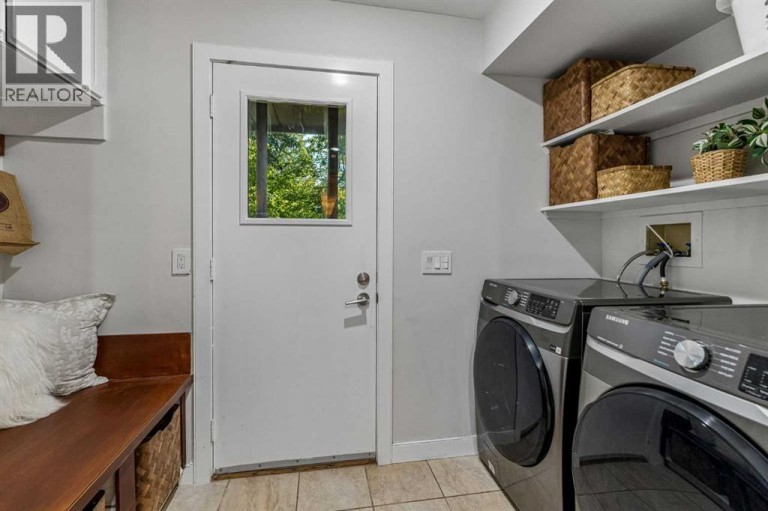 9956 Patton Road SW, Calgary, Alberta, T2V5E8