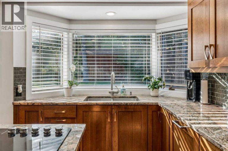 9956 Patton Road SW, Calgary, Alberta, T2V5E8