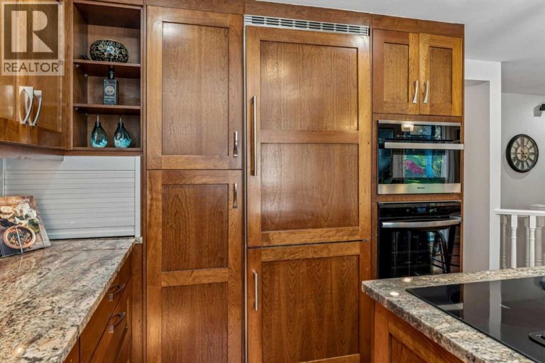 9956 Patton Road SW, Calgary, Alberta, T2V5E8