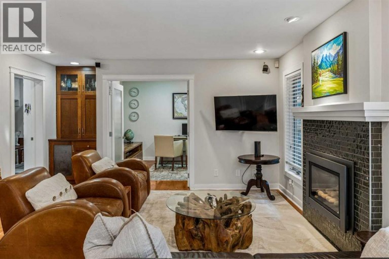 9956 Patton Road SW, Calgary, Alberta, T2V5E8