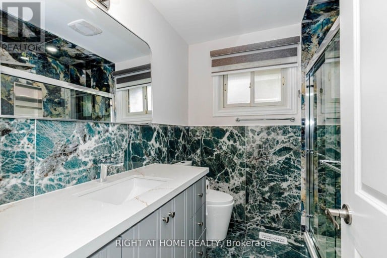 5154 NEW STREET, Burlington (Appleby), Ontario, L7L1V4