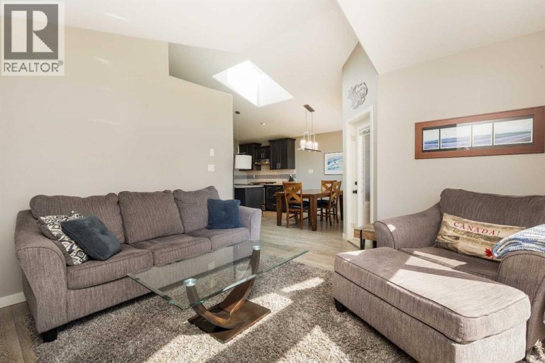 634 Canyonview Landing W, Lethbridge, Alberta, T1K5R9
