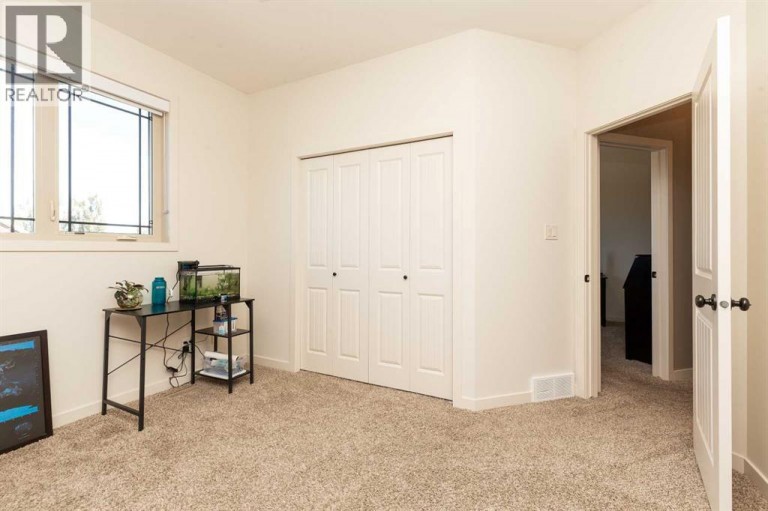 634 Canyonview Landing W, Lethbridge, Alberta, T1K5R9