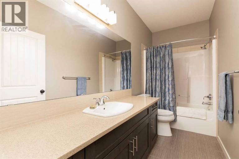 634 Canyonview Landing W, Lethbridge, Alberta, T1K5R9