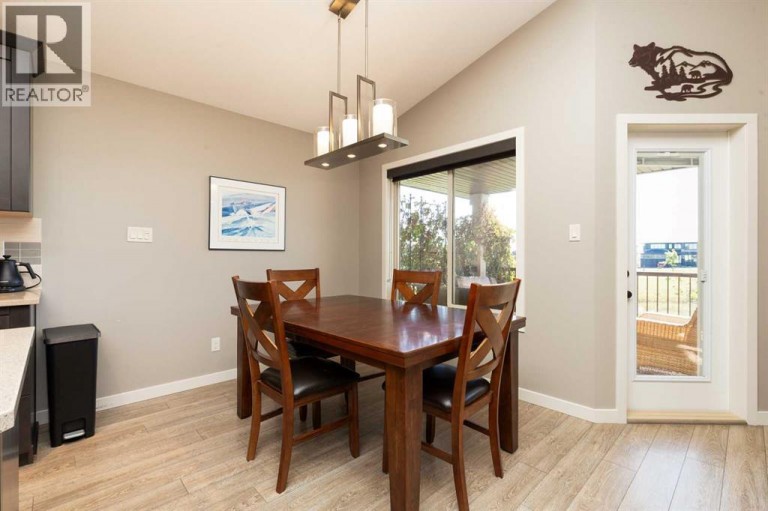 634 Canyonview Landing W, Lethbridge, Alberta, T1K5R9