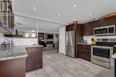 37 HICKLING TRAIL Barrie (Grove East) Ontario photo 16