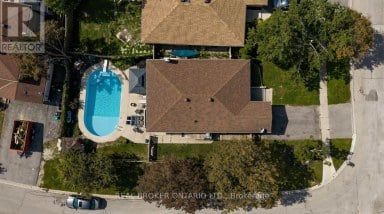 37 HICKLING TRAIL Barrie (Grove East) Ontario photo 18