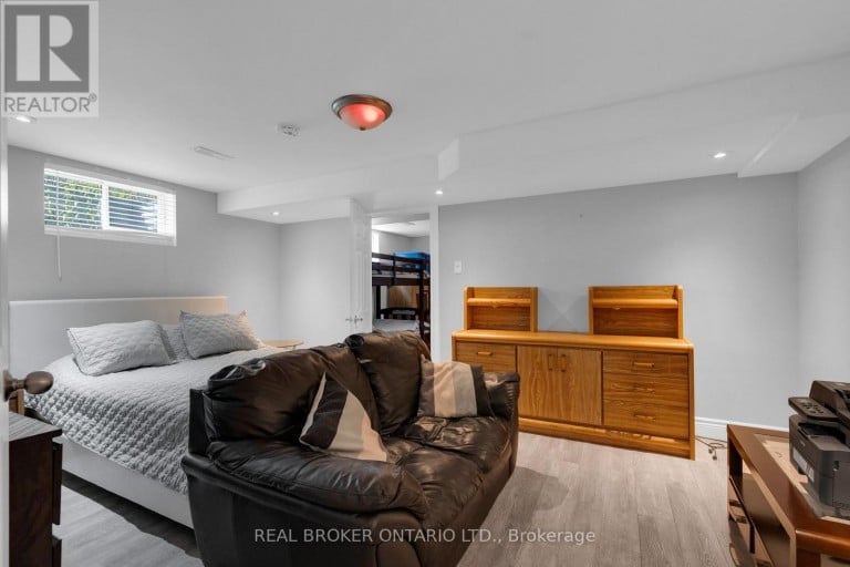 37 HICKLING TRAIL, Barrie (Grove East), Ontario, L4M5S5