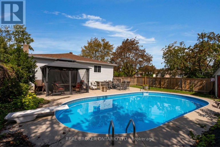 37 HICKLING TRAIL, Barrie (Grove East), Ontario, L4M5S5