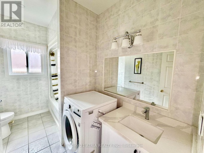 1688 KEPPLER CRESCENT, Peterborough (Monaghan Ward 2), Ontario, K9K2P5