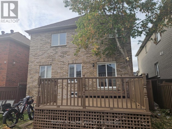 790 CRAWFORD MILL AVENUE, Mississauga (Meadowvale Village), Ontario, L5W1B5