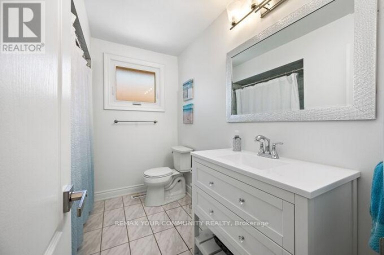 19 HAMER BOULEVARD, Toronto (Kingsview Village-The Westway), Ontario, M9R4A8