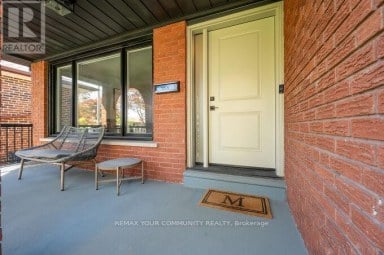 19 HAMER BOULEVARD Toronto (Kingsview Village-The Westway) Ontario photo 3
