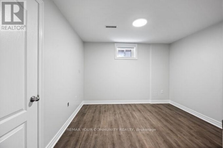 19 HAMER BOULEVARD, Toronto (Kingsview Village-The Westway), Ontario, M9R4A8
