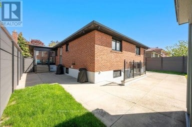 19 HAMER BOULEVARD Toronto (Kingsview Village-The Westway) Ontario photo 36