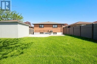 19 HAMER BOULEVARD Toronto (Kingsview Village-The Westway) Ontario photo 40