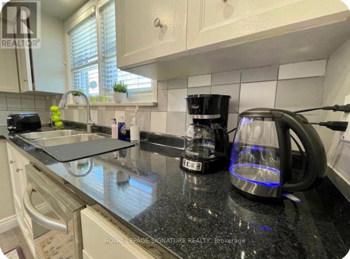 441 SEATON DRIVE, Oakville (WO West), Ontario, L6L3Y3