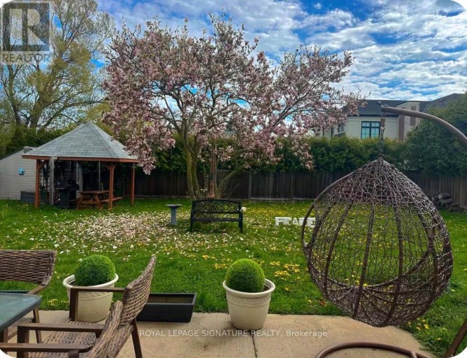 441 SEATON DRIVE, Oakville (WO West), Ontario, L6L3Y3