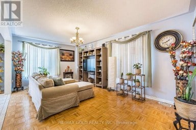 6 MISTDALE CRESCENT Brampton (Fletcher's Meadow) Ontario photo 5
