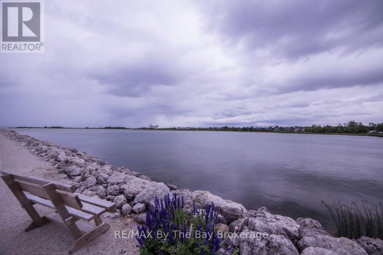 502 - 24 RAMBLINGS WAY, Collingwood, Ontario, L9Y5S6
