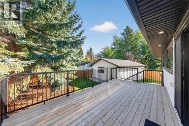 5204 Barron Drive NW Calgary Alberta photo 16