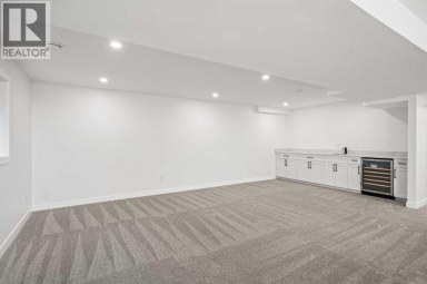 5204 Barron Drive NW Calgary Alberta photo 34