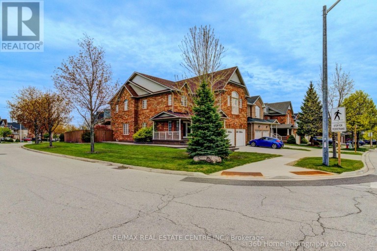 806 WHITE CLOVER WAY, Mississauga (East Credit), Ontario, L5V3C5