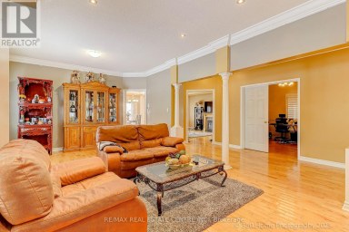 806 WHITE CLOVER WAY Mississauga (East Credit) Ontario photo 7