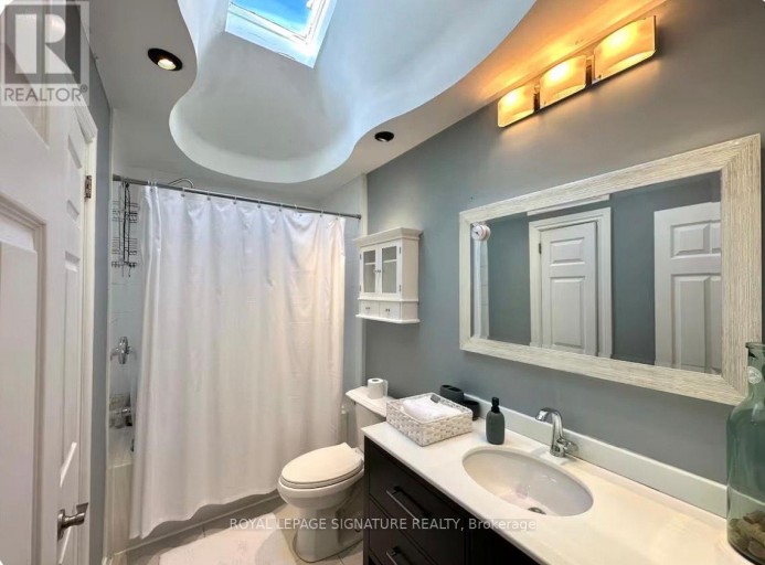 1353 SHELDON AVENUE, Oakville (WO West), Ontario, L6L2P9