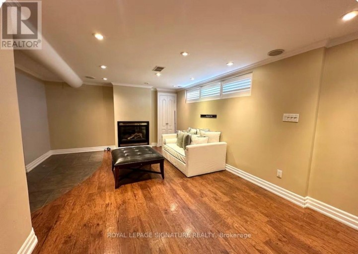 1353 SHELDON AVENUE, Oakville (WO West), Ontario, L6L2P9