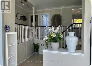 1353 SHELDON AVENUE Oakville (WO West) Ontario photo 2
