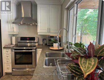 1353 SHELDON AVENUE Oakville (WO West) Ontario photo 5