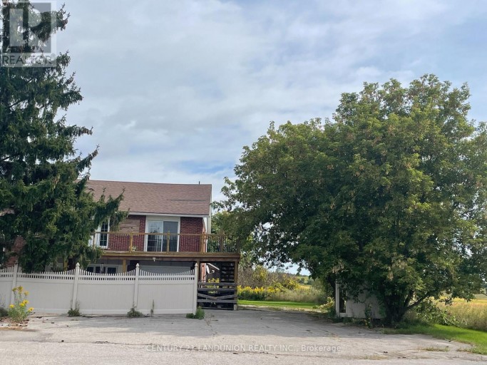RESIDENCE PRIMARY UNIT/B - 20215 WOODBINE AVENUE, East Gwillimbury, Ontario, L0G1R0