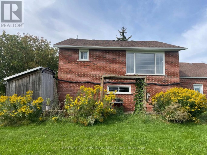 RESIDENCE PRIMARY UNIT/B - 20215 WOODBINE AVENUE, East Gwillimbury, Ontario, L0G1R0