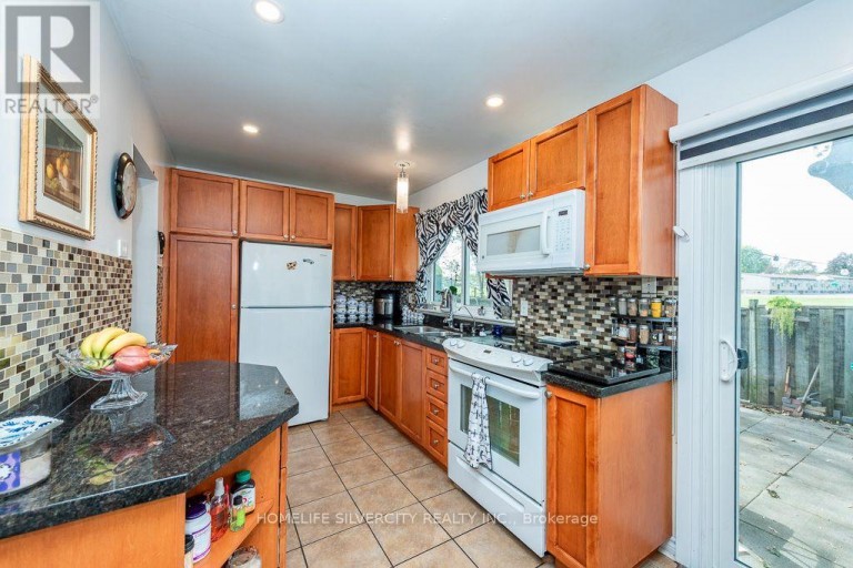 36 - 900 CENTRAL PARK DRIVE, Brampton (Northgate), Ontario, L6S3J6
