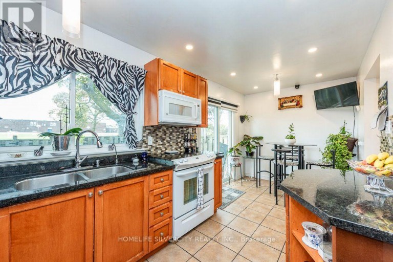 36 - 900 CENTRAL PARK DRIVE, Brampton (Northgate), Ontario, L6S3J6