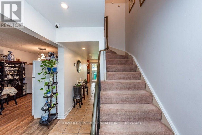 36 - 900 CENTRAL PARK DRIVE, Brampton (Northgate), Ontario, L6S3J6