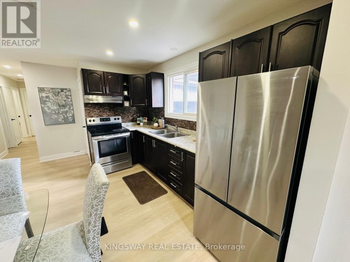 35 SILVER ASPEN CRESCENT, Kitchener, Ontario, N2N1H5