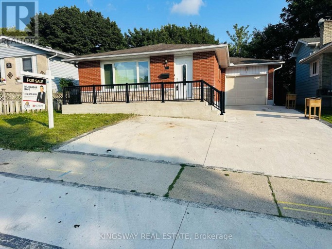 35 SILVER ASPEN CRESCENT, Kitchener, Ontario, N2N1H5