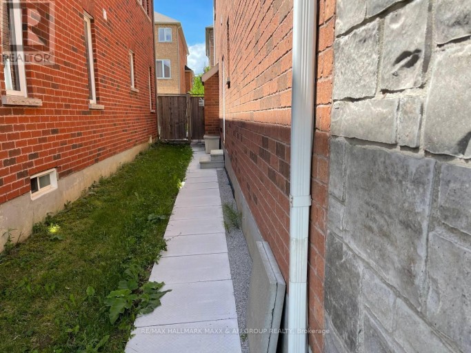 BSMT - 53 FROUD DRIVE, Richmond Hill (Westbrook), Ontario, L4S0C6