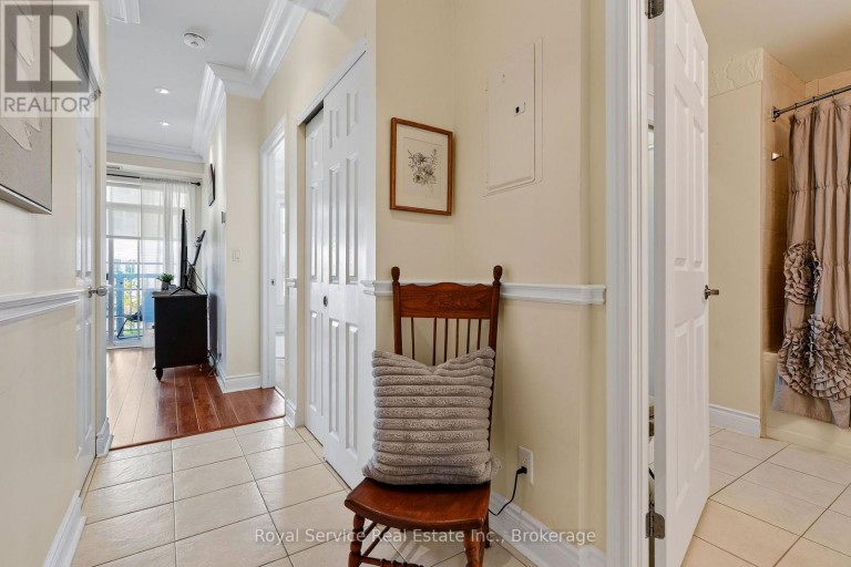 206 - 148 THIRD STREET, Cobourg, Ontario, K9A5X2