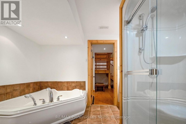 1025 CANFIELD LANE, Minden Hills (Minden), Ontario, K0M2K0