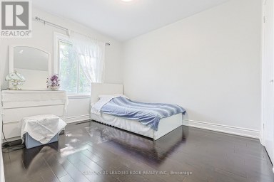 246 ELLINGTON DRIVE Toronto (Wexford-Maryvale) Ontario photo 17
