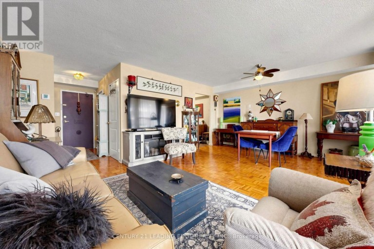 429 - 50 RICHMOND STREET E, Oshawa (O'Neill), Ontario, L1G7C7
